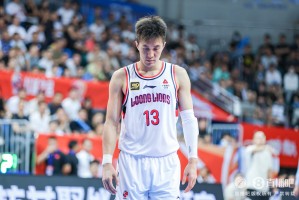 bob半岛体育官方网站-媒体人：艾伦是重度网民&amp;早已知悉报道 推测确有其事但细节有出入